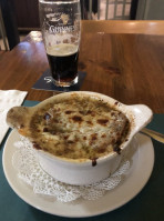 Mannion's Irish Pub food