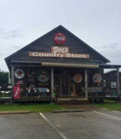 Doc's Country Store inside
