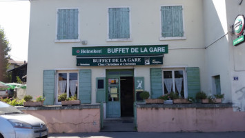 Buffet De La Gare food