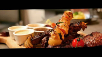 Mazina Grill food