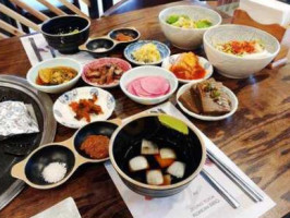 Jeong Yook food