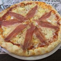La Fontana, Pizzeria food
