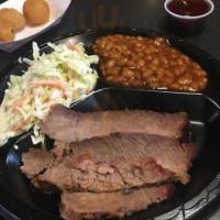 Hillbilly Red's Barbeque food