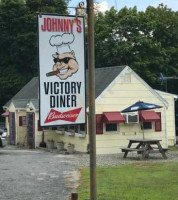 Johnny's Victory Diner food