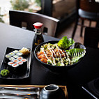 HQ Wok & Sushi food