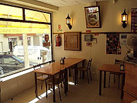 Cafe Snack O Parafita inside
