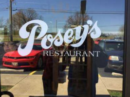 Posey's Restaurant outside