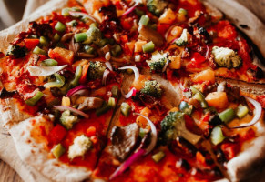 Mountain Crust Catering food