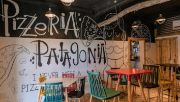 Patagonia Pizzería Argentina inside