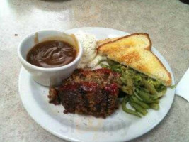Lariat Country Kitchen food