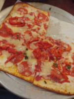 Tracy Wilke's Pizza And Sandwiches food