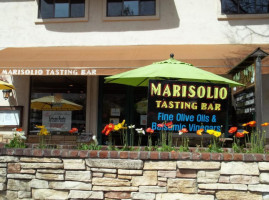 Marisolio Tasting outside