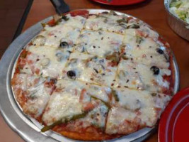 Verona Pizza V food