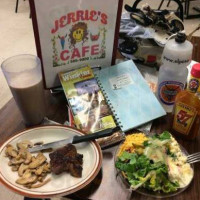 Jerrie's Cafe food