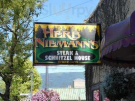Herb Niemann's Steak House outside