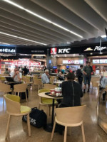 Kfc Aeroporto Lisboa food