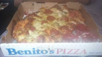 Benito's Pizza food