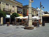 La Perla Jerez-centro inside