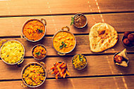 Curry-O-City food