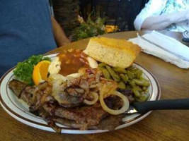 Shonet's Country Cafe food