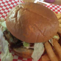 Mad Local American Eatery food