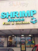 Shrimps Fish Chicken outside