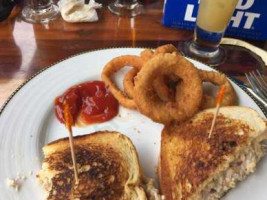 Moore's Riverboat Restaurant And Bar food
