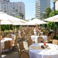 Promenade Café At Renaissance Long Beach food