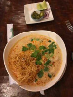 Royal Thai Bistro food