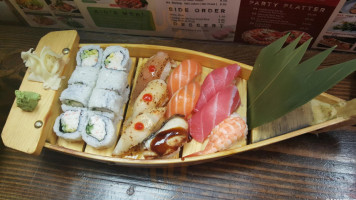Yo Sushi inside
