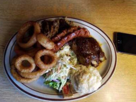 Bubba's Road House food