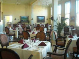 The Windsor Dining Room food