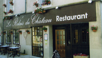 Le Relais Du Château inside