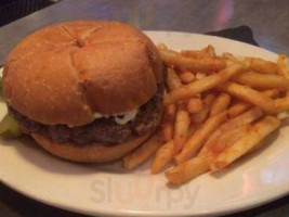 Perryville Sports And Grille food