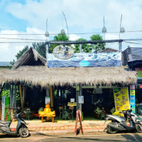 Bali Pesto Cafe Ubud inside