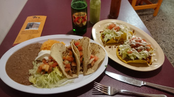 JC's Tacos & More food