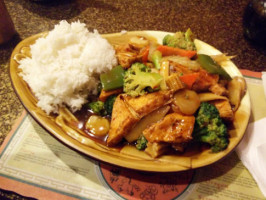 Umi Asian Cuisine food