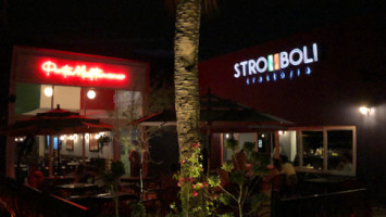 Stromboli Trattoria outside