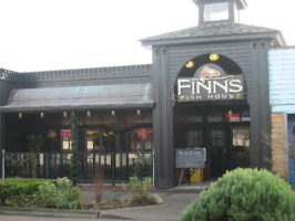 Finn's Fish House outside