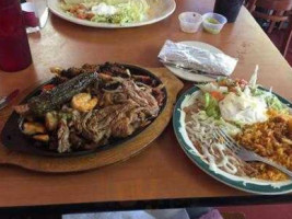 Los Trios Mexican Resteraunt food
