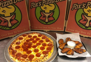 Fox's Pizza Den food