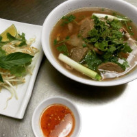 M & P Vietnamese Bistro food