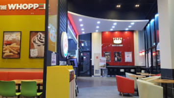 Burger King Kyungnam Univ. inside