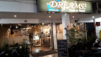 Dreams Cafe Resto food