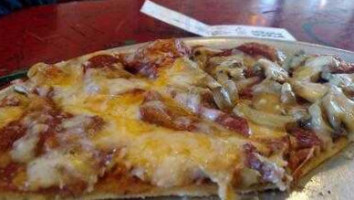 Chico's Pizza Parlor food