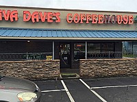 Java Dave's outside