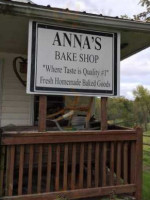 Anna's Bake Shop outside