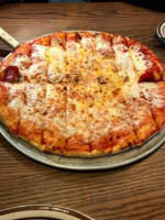Riverbend Pizza Place food