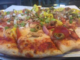 Shirky's Pizza Zone food