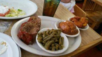 Country Cafe, LLC food